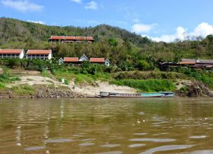 Luang Prabang & Vientaine Along Mekong River 6 Days