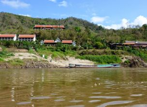 Luang Prabang & Vientaine Along Mekong River 6 Days